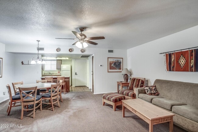 Photo - 886 W Galveston St