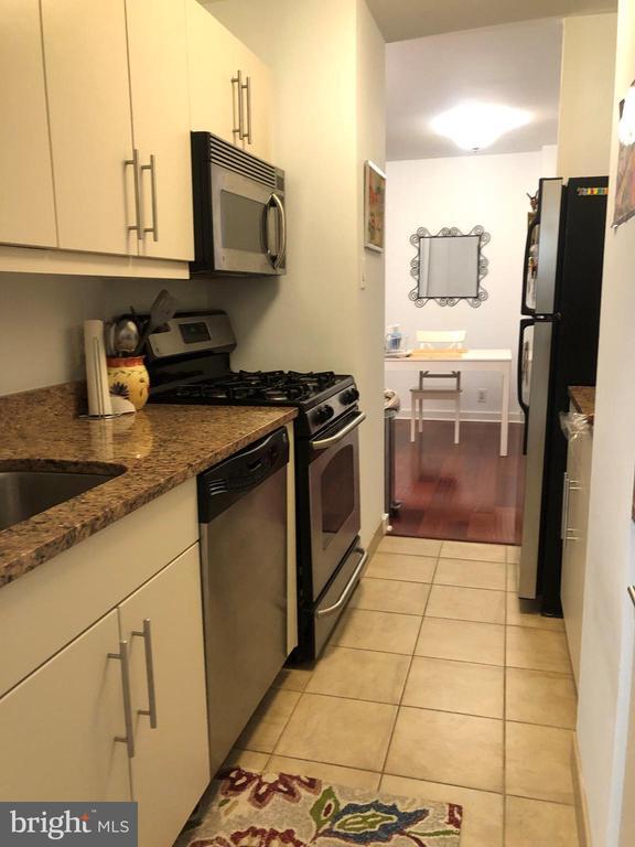 Photo - 219 S 18th St Unidad 1520