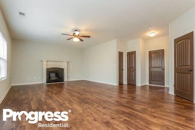 Photo - 441 Chandler Bluff Ct SE