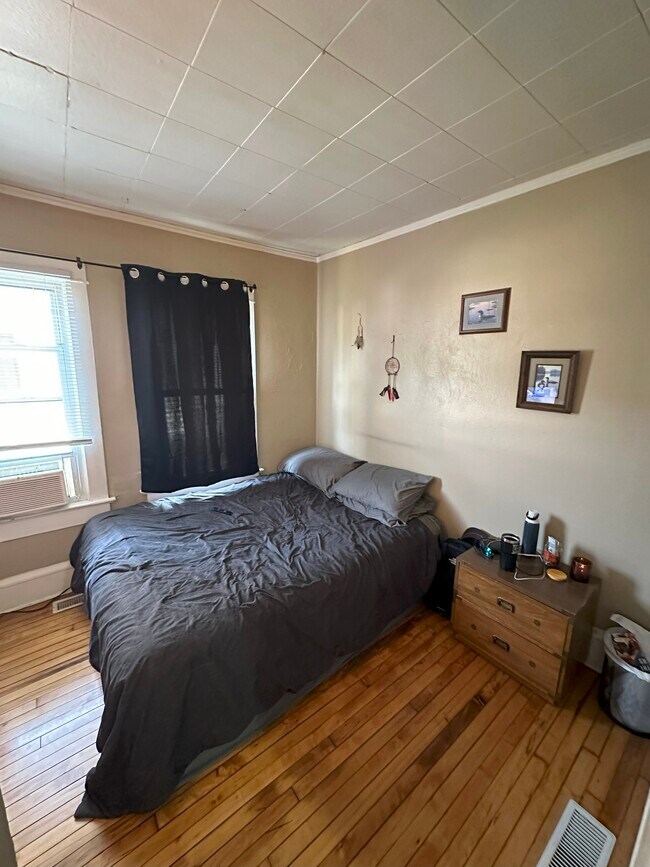 Photo - 1749 Wordsworth Ave Unit 2