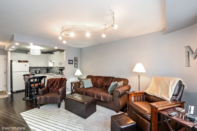 Photo - 211 E Ohio St Unit 1106