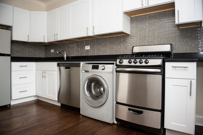 Photo - 2129 N Dayton St