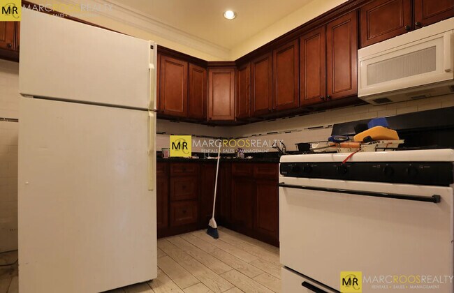 Photo - 21 Park Vale Ave Unidad 11