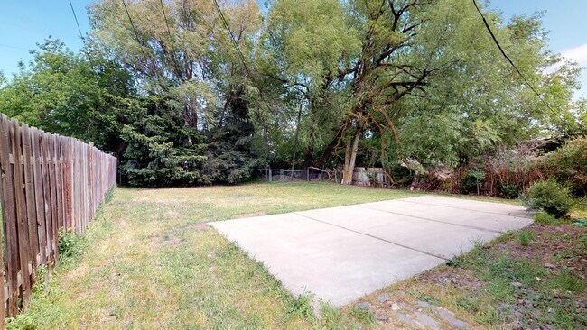 Photo - 202/204 South Anderson Unit 202