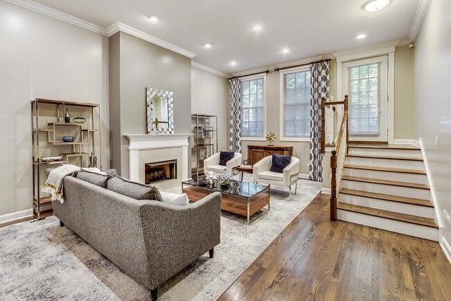 Photo - 3545 N Fremont St Unidad 1SS