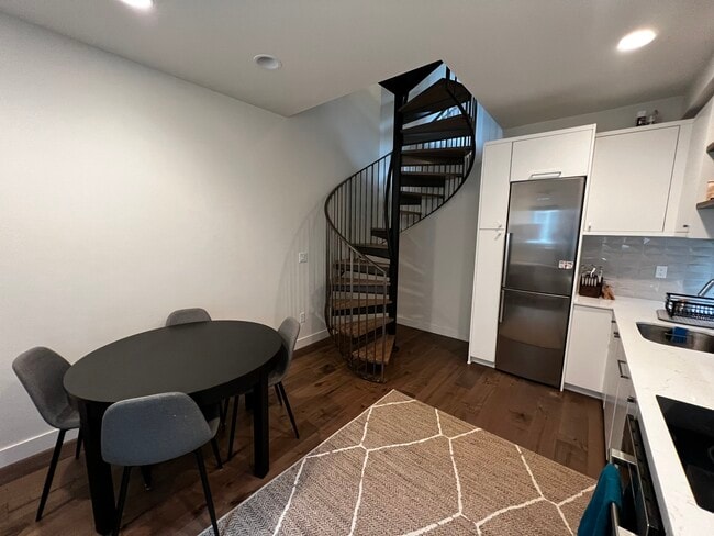 Photo - 1116 13th Ave