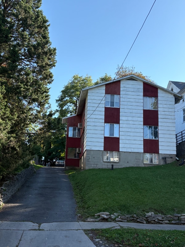 Photo - 1127 Bellevue Ave Unit 1