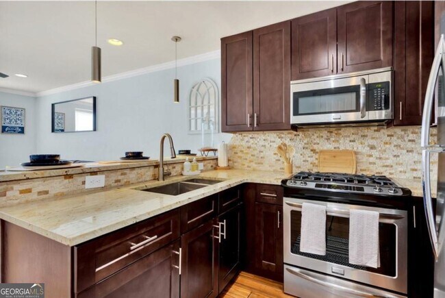 Building Photo - 215 Piedmont Ave NE Unit 704