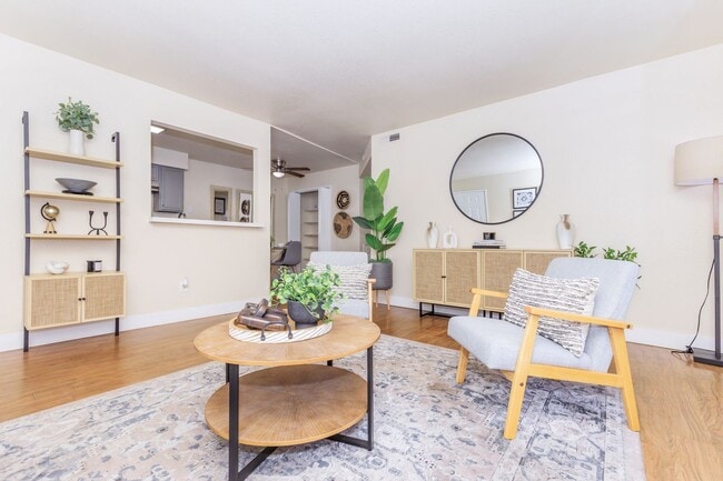 Photo - Windscape Apartments