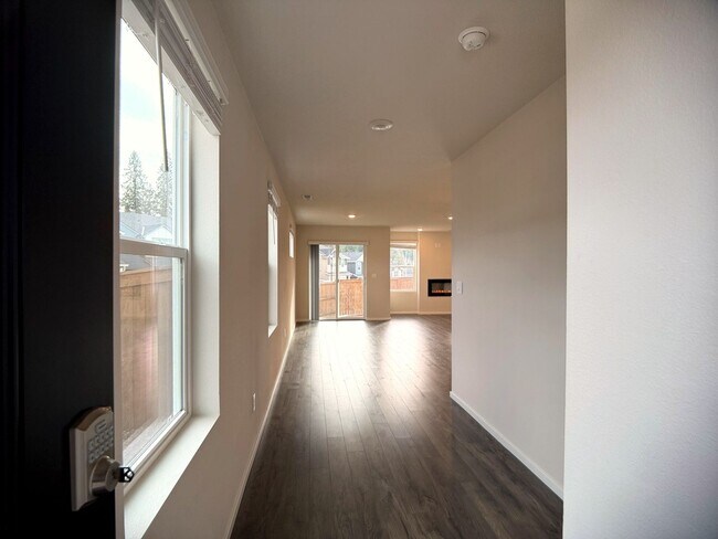 Photo - 2945 N 3rd Way