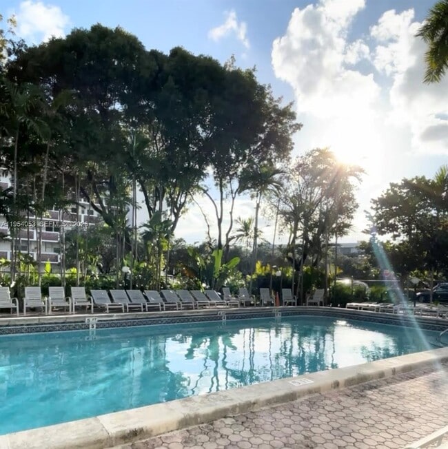 Photo - 3703 NE 166th St Unit 602