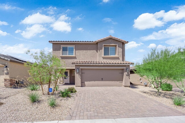 Building Photo - BEAUTIFUL 2-Story HOME!