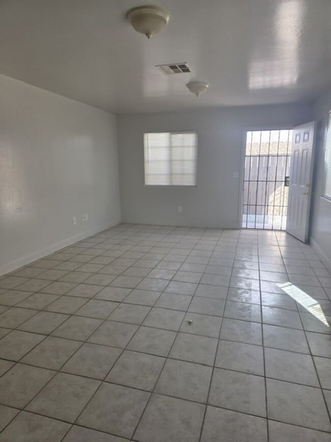 1110 Grace St Unidad A