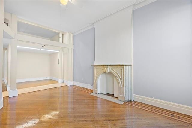 Building Photo - 910 Hudson St Unit 3