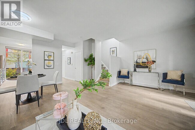 Photo - 31 Brunel Ct