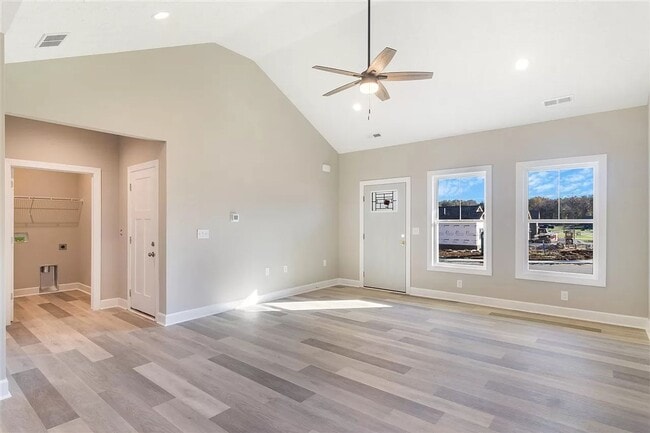 3116 Rawhide Dr