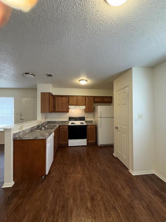 5501 Rose Hill Cir