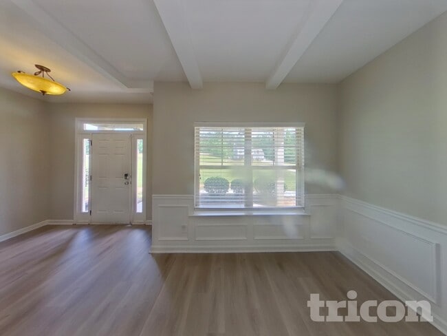 Photo - 155 Hickory Hills Dr