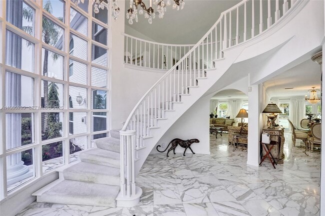 Photo - 2889 NE 35th St