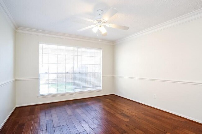 Photo - 5502 Village Springs Dr