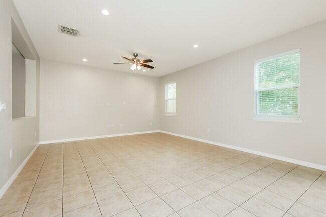 Photo - 1309 Canyon Oaks Dr
