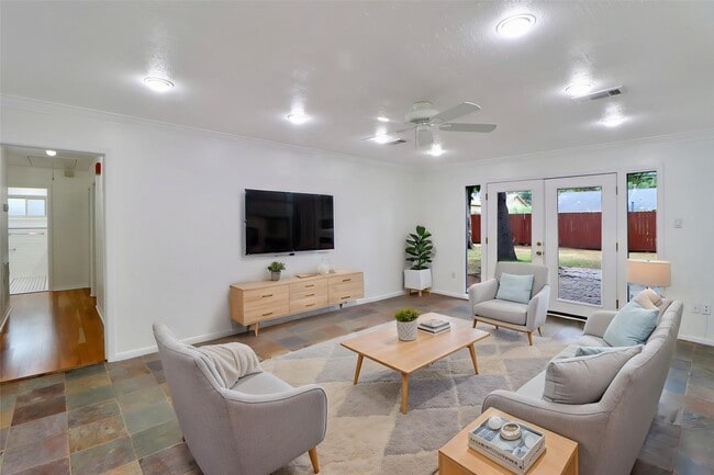 Photo - 5735 Wigton Dr