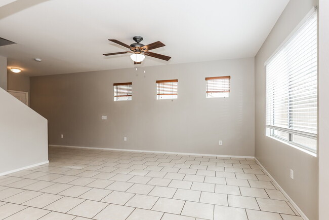 Photo - 7014 S 40th Ln