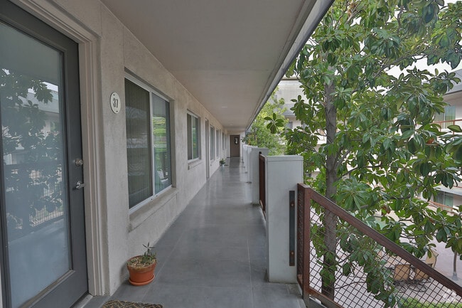 Photo - The Flats at Julian Drew Block