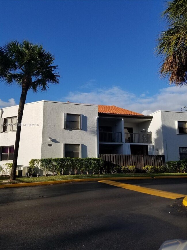 Photo - 9447 Fontainebleau Blvd Unit 113