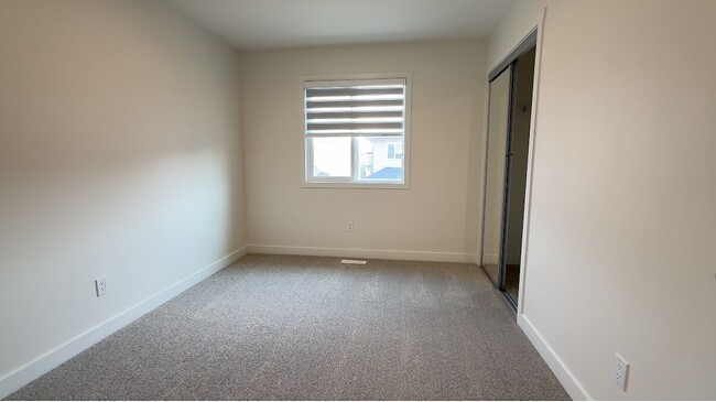 Photo - 6328 King Wynd SW