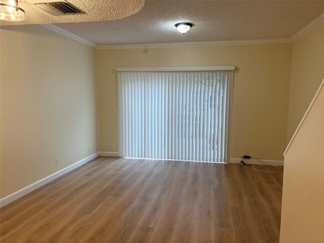 Photo - 7835 Dixie Beach Cir