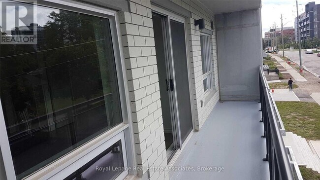 Photo - 275 Larch St Unit F-306