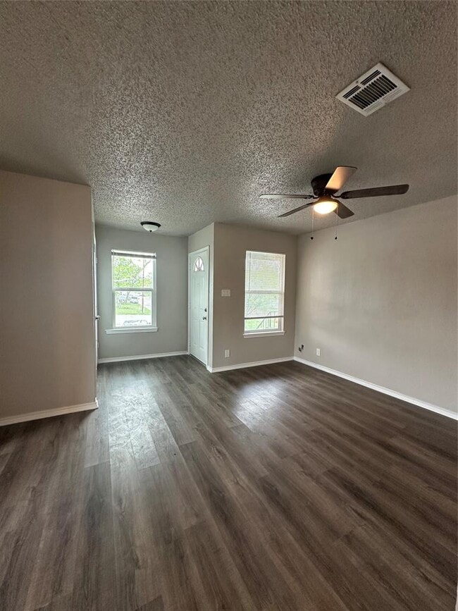 Photo - 1117 Burkett St Townhome