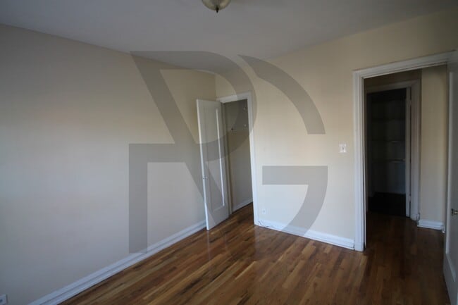 Photo - 851 W Wolfram St Unit 837-302