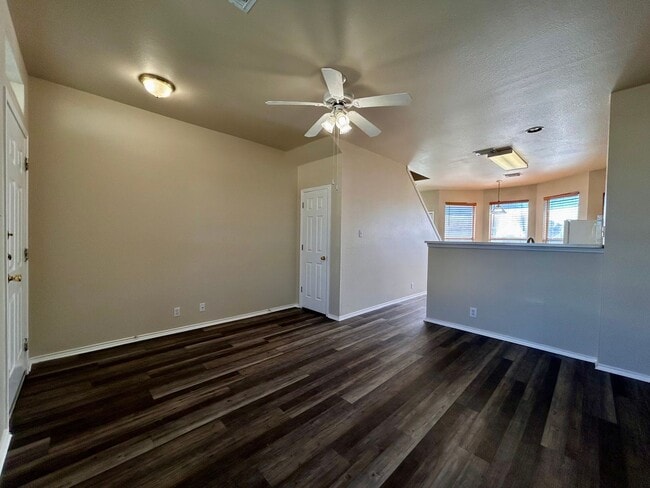 Photo - 2707 Westhampton Ct Unidad A