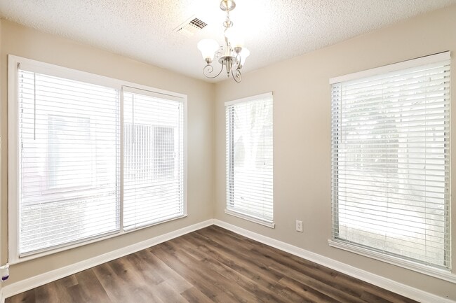 Photo - 7311 Las Brisas Dr