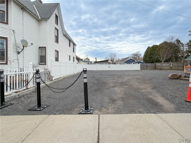 Photo - 1017 White Pl