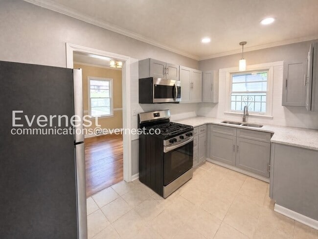 Photo - 3-Bed/1-Bath/Voucher Accepted/Available Now!