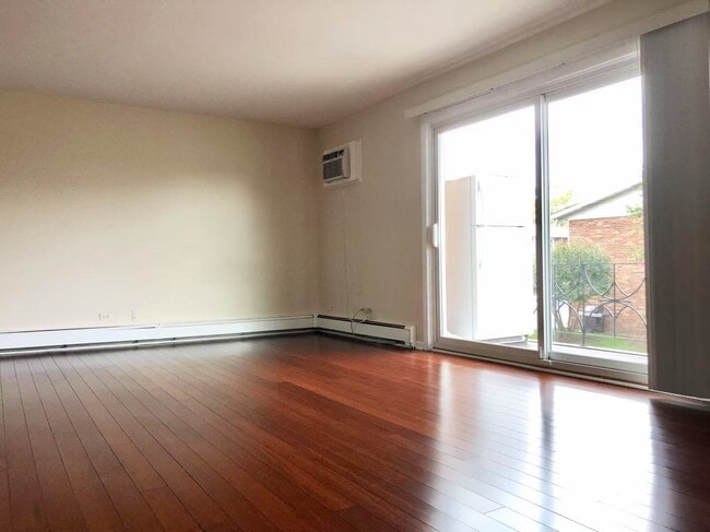 Photo - 49 W 66th St Unit 2