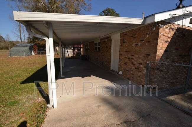 Photo - 209 Cypress Dr