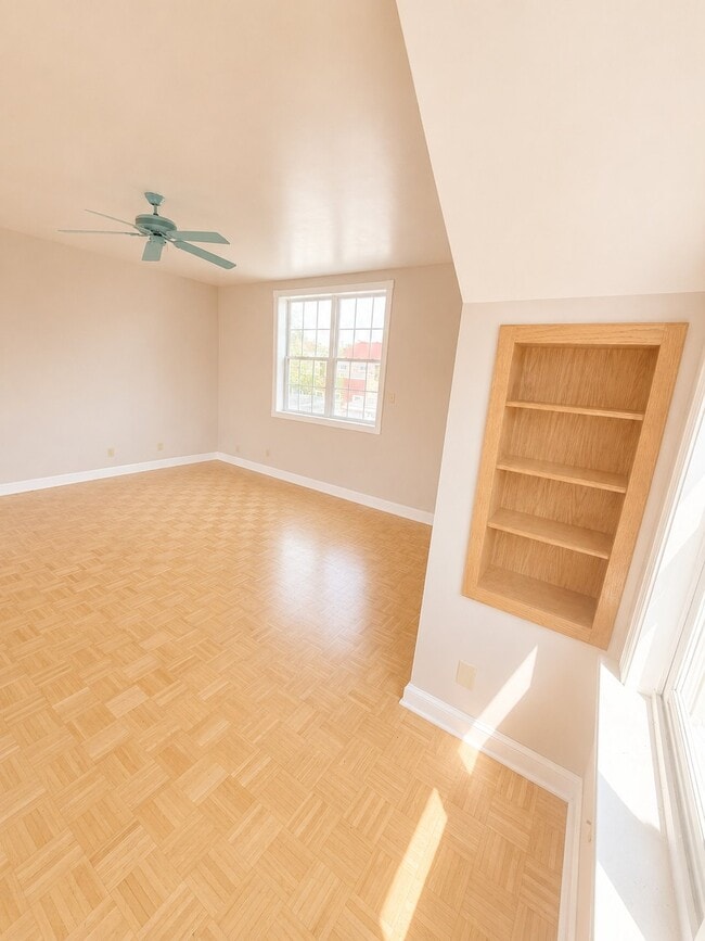 139 Jefferson St Unit 2nd Floor