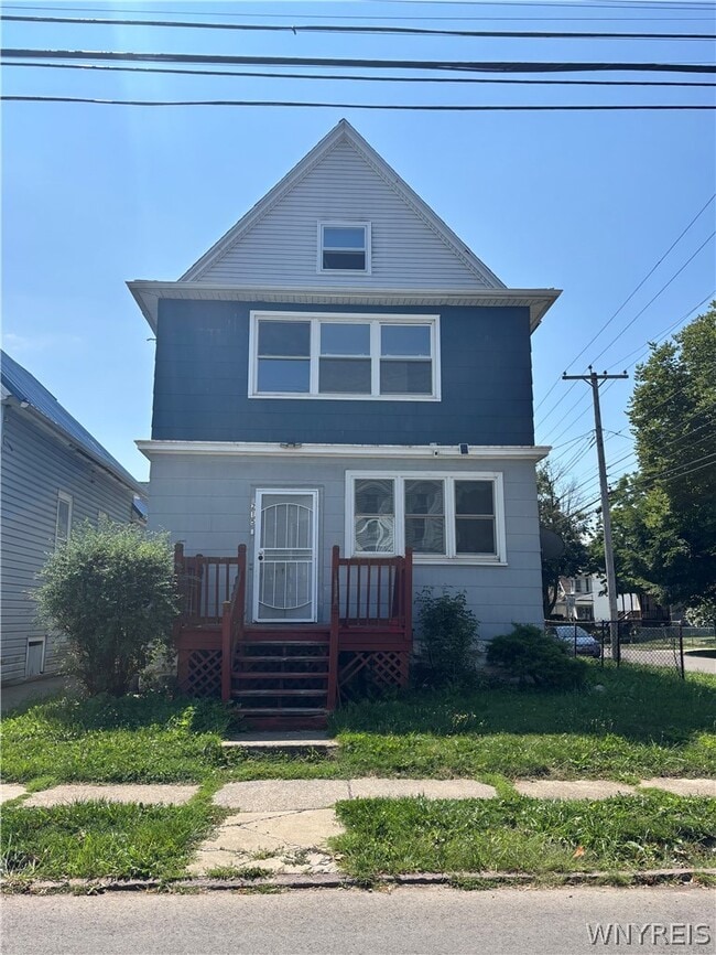 Building Photo - 215 Ludington St