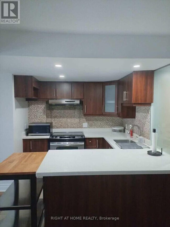 Photo - 1334 Kestell Blvd.