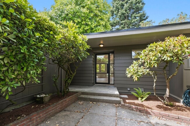 3bd/2.5ba Seattle House - 3bd/2.5ba Seattle House