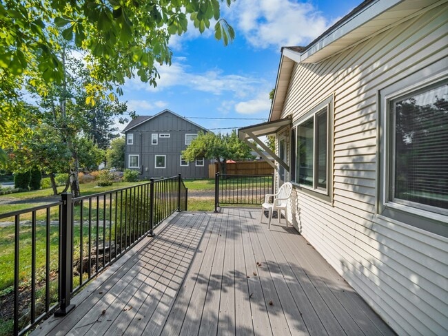 Photo - Cozy 1-Bedroom Rental – All Utilities Included! (Furnished)