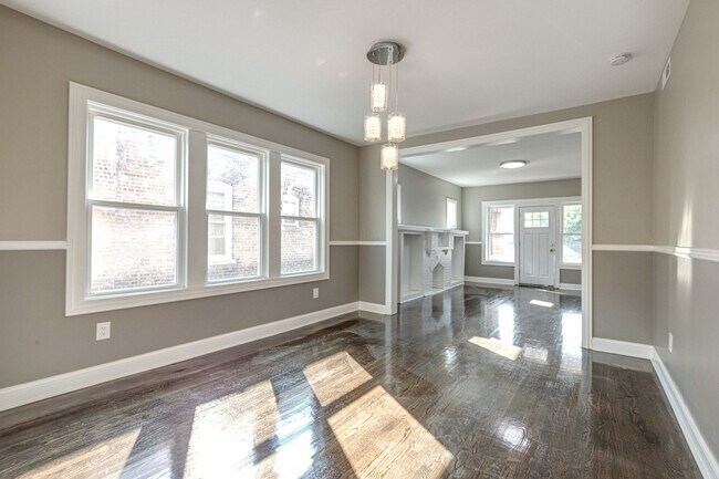 Photo - 3048 E 80th St Unit 1