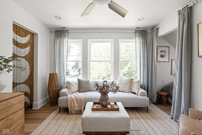 Photo - 651 Birch Ave