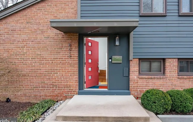 Photo - 8617 Conover Pl