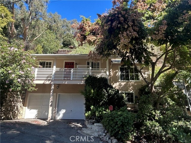 Building Photo - 1916 Weepah Way