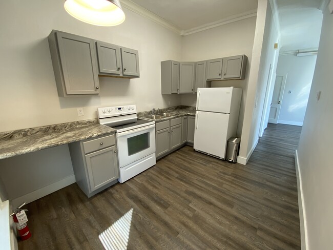Photo - 200 N Main St Apartments Unit 200 N. Main